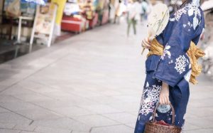浴衣の女性