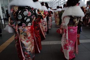 グループで成人式の着物レンタル