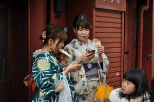 浅草で着物レンタルするお客様