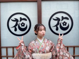浅草で有名なインスタ映えスポットで着物撮影