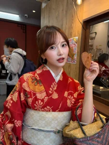 綺麗な着付けを施された女性
