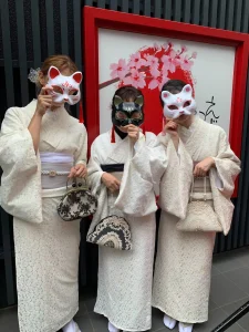 浅草でレース着物を友達とレンタル
