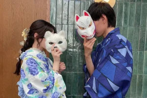 カップルの浴衣で花火大会デート