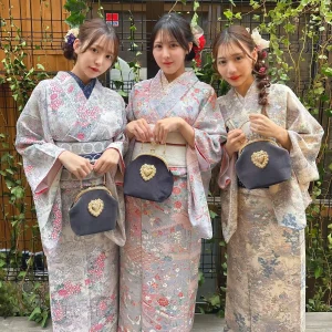 京都の着物レンタル和楽｜グループ・団体でレトロアンティーク系着物をレンタル