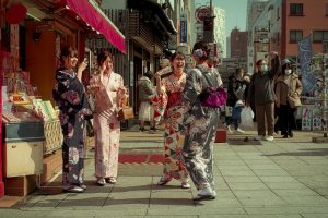 お友達と着物レンタル：浅草