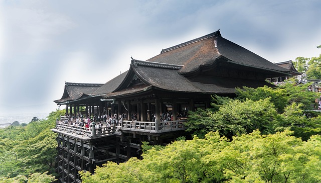 清水寺の清水の舞台